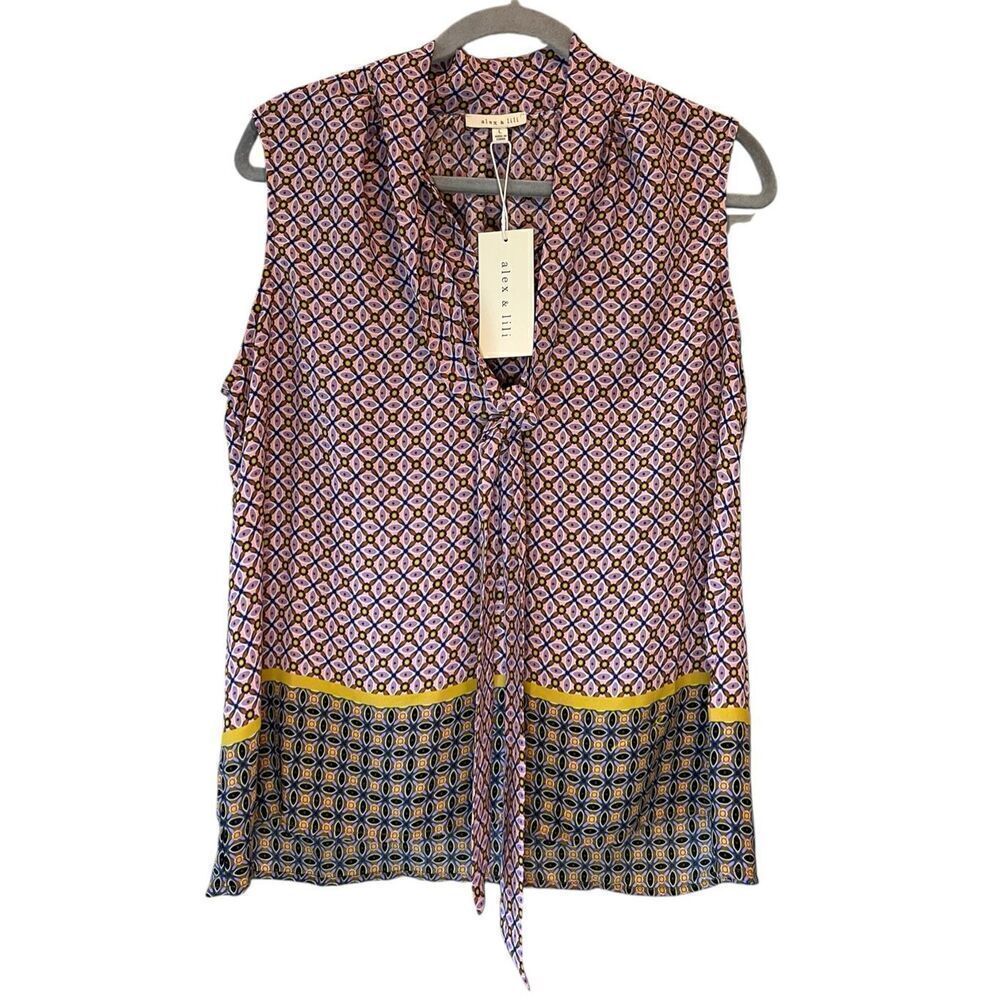 Alex & Lili NWT Women's Sleeveless V-neck Blouse Size Large